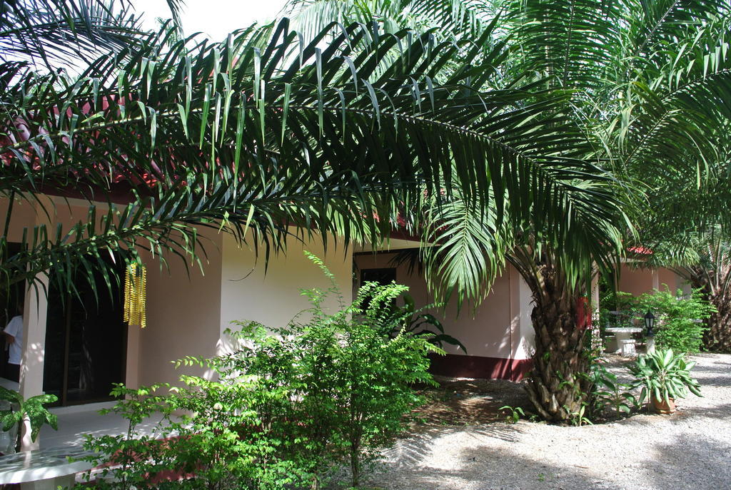 Bantatuk Resort & Restaurant Banthakhun Kültér fotó
