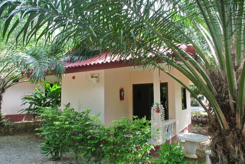Bantatuk Resort & Restaurant Banthakhun Kültér fotó
