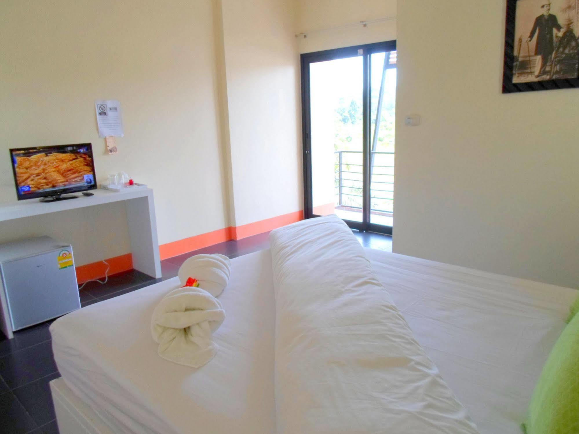 Bantatuk Resort & Restaurant Banthakhun Kültér fotó